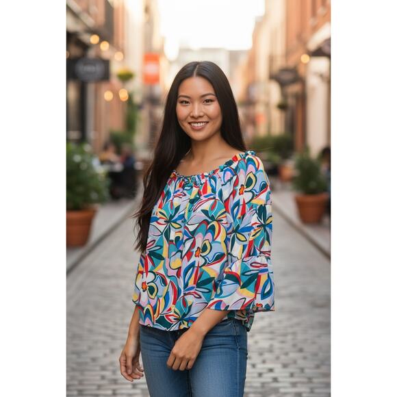 NWT Emily Wonder Colorful Floral Bell Sleeve Top Size Small - Picture 1 of 4